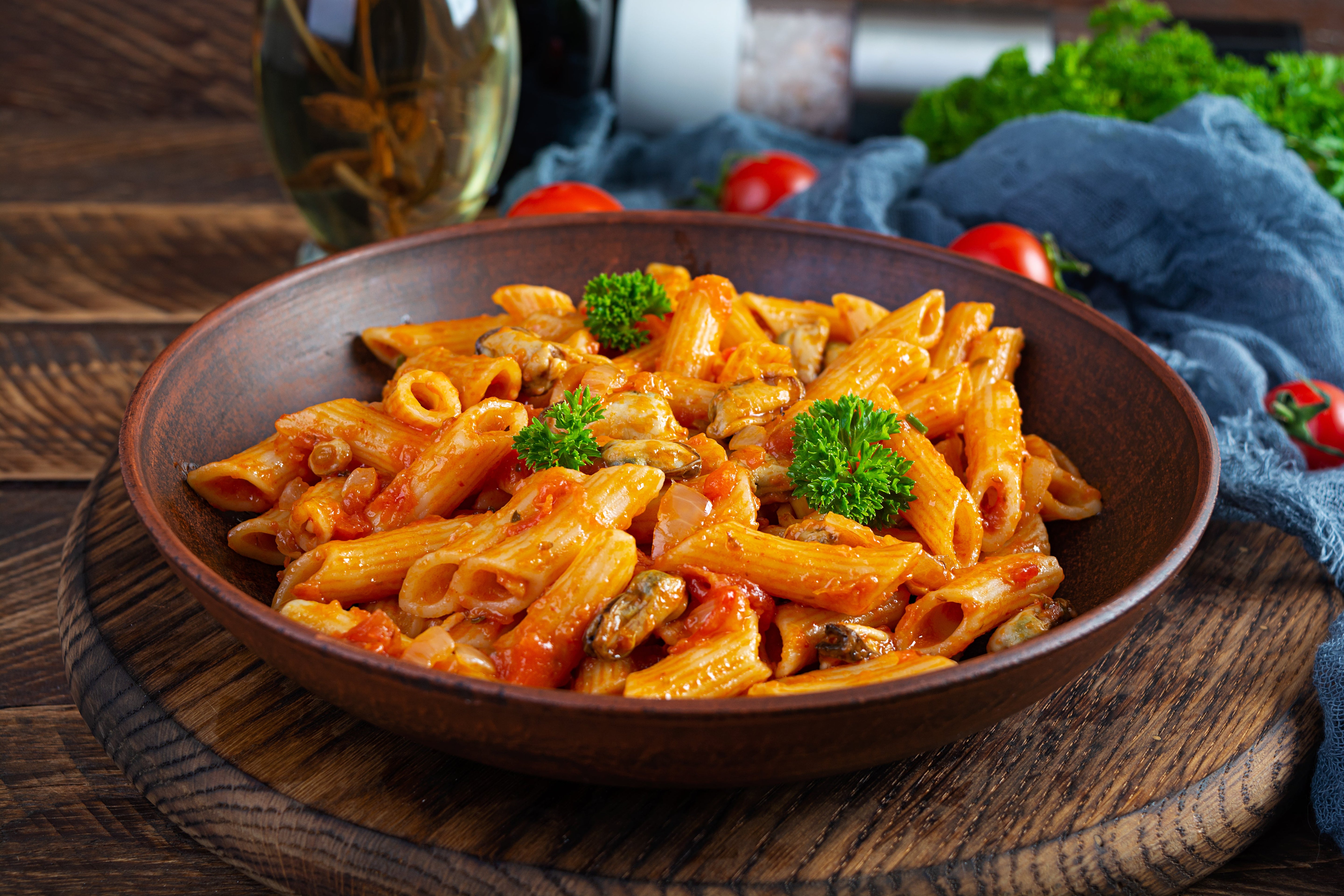 Arrabiata Pasta with Garlic Bread